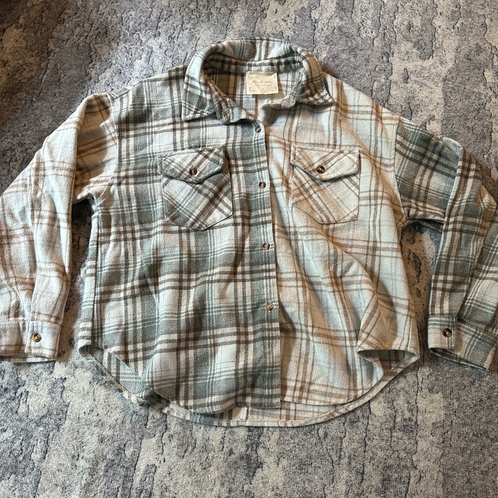 Supper cute, oversized flannel
